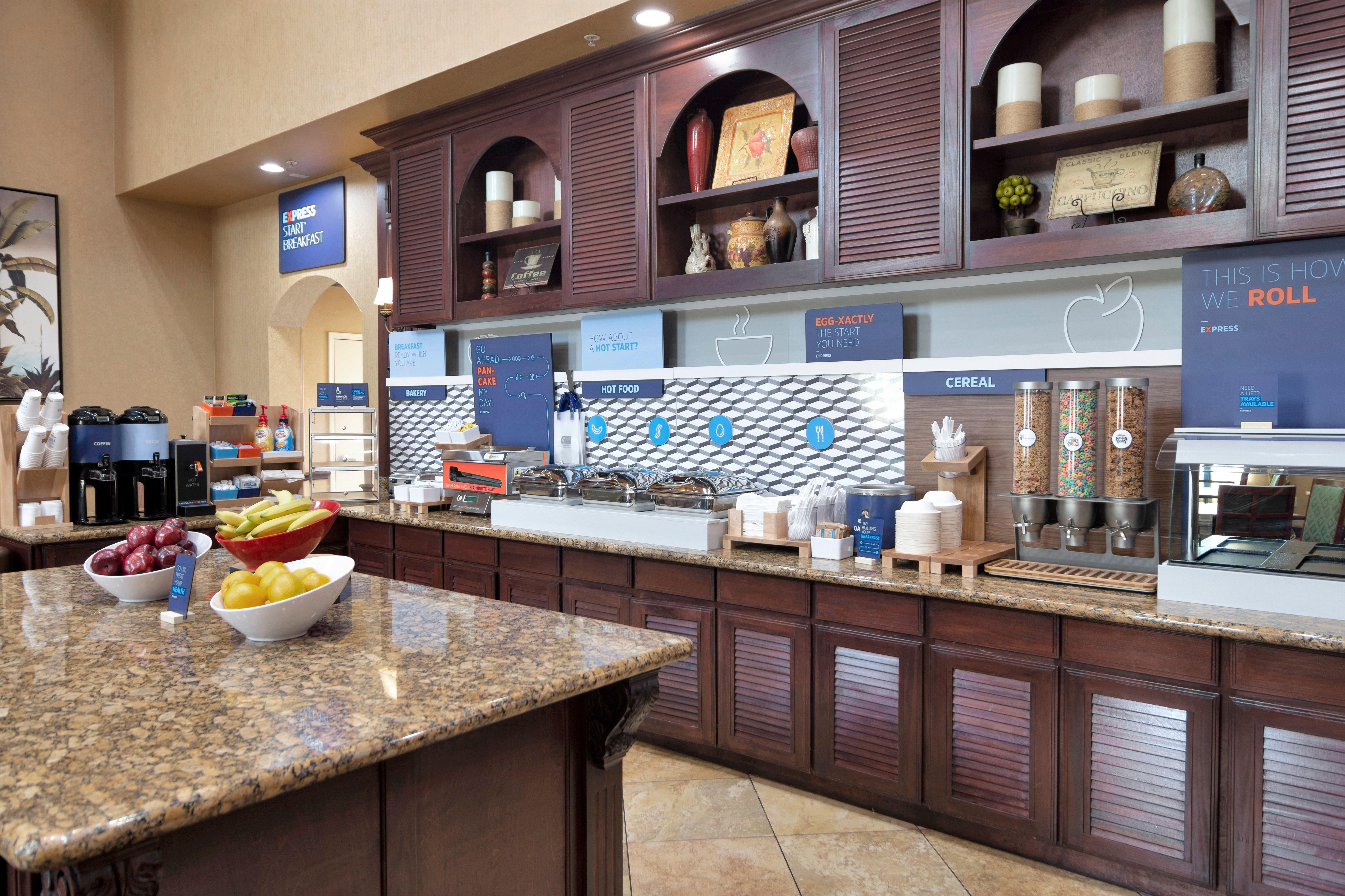 Holiday Inn Express Hotel & Suites Dfw West - Hurst By Ihg Εξωτερικό φωτογραφία