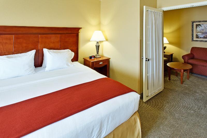 Holiday Inn Express Hotel & Suites Dfw West - Hurst By Ihg Εξωτερικό φωτογραφία